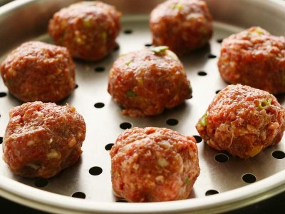 食譜-玉米飯+牛肉丸子 (一鍋二菜)