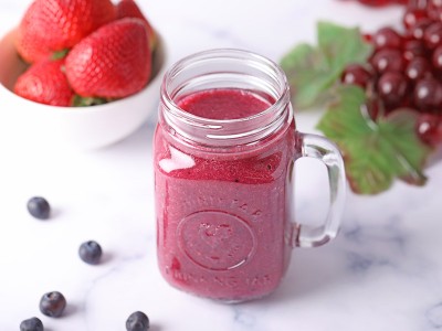 食譜-葡萄草莓綜合果汁