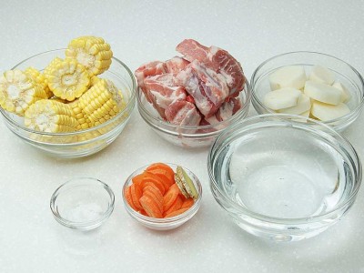 食譜-山藥玉米燉排骨