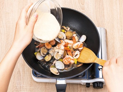 食譜-白醬海鮮鳳梨盅