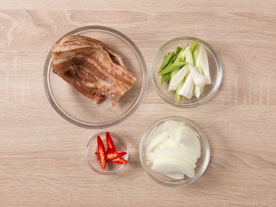 食譜-蒜苗鹹豬肉