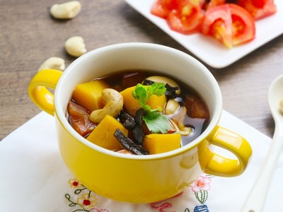 食譜-南瓜番茄腰果湯