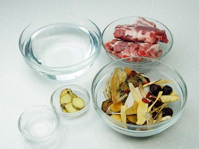 食譜-八珍燉排骨