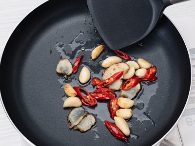 食譜-三杯花枝丸