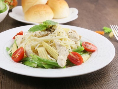 食譜-鮮蔬雞肉義大利麵