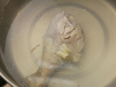 食譜-金針菇燉雞湯