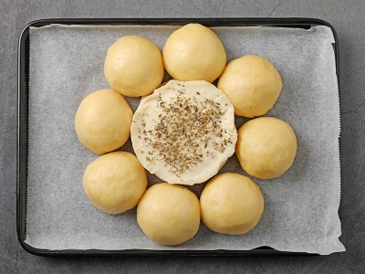 食譜-法式餐包佐卡門貝爾乳酪