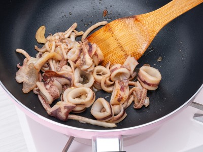 食譜-蒜香中卷