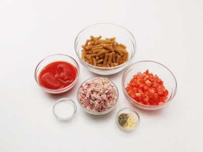 食譜-義式培根番茄螺旋麵