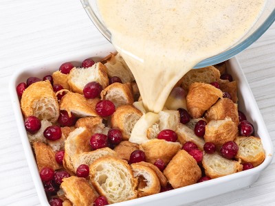 食譜-莓果可頌布丁