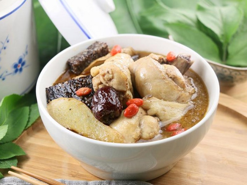 食譜-藥膳麻油雞