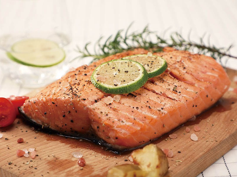 食譜-鮭魚佐海鹽