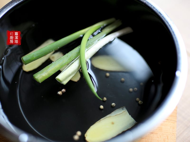 1519724566164613.jpg 排骨粥01.jpg